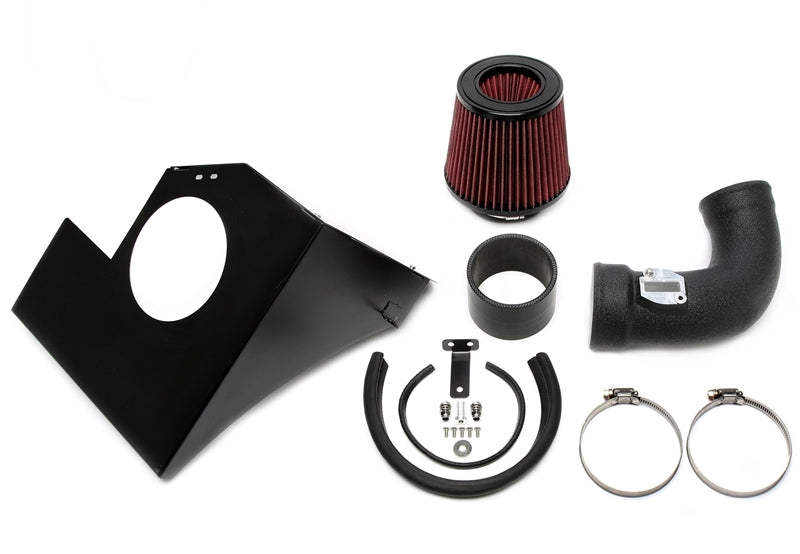 TA Technix air intake kit montert på BMW 3-Serie F30 320i med B48-motor