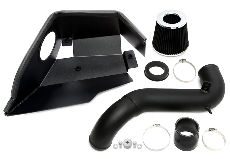 TA Technix air intake kit montert på Volkswagen Golf MK7 med sportsluftfilter og varmeskjold
