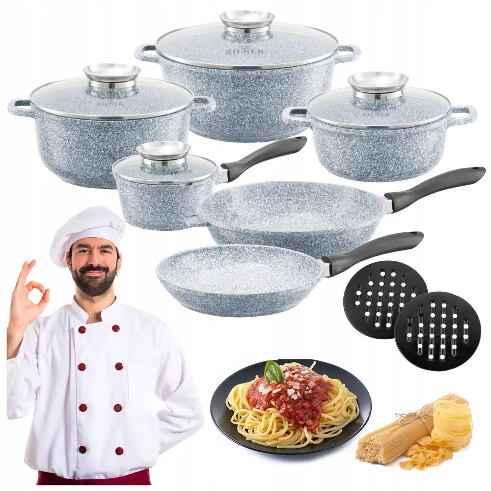 Induksjonssett med marmorerte kasseroller, 12 deler, frontvisning med kokk, mat og kjøkkentilbehør i fokus.