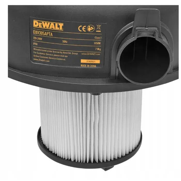 Industriell støvsuger fra Dewalt, nærbilde av sort og gul motordel med synlig papirfilter og tilkoblingsåpning.