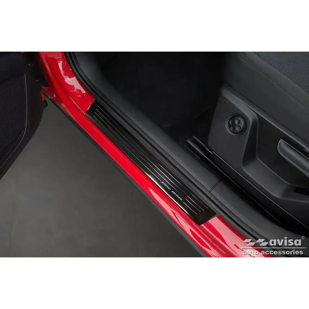 Innstegslister Audi Q2 Crossover 20- Stål Svart