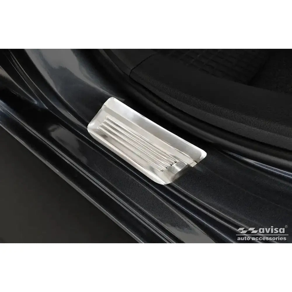 Innstegslister Nissan Micra