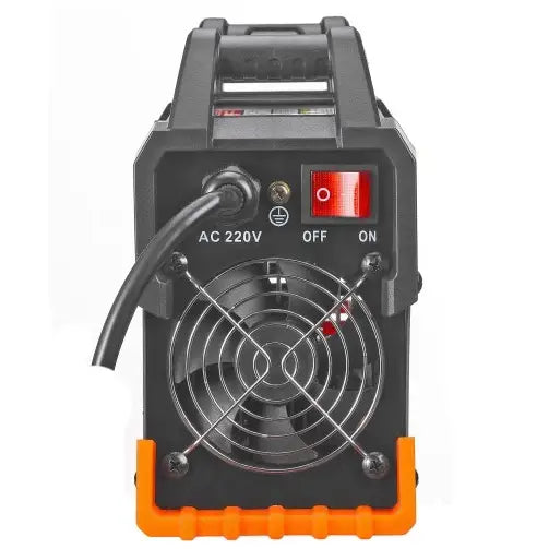 Invertersveisemaskin 315A, bakside med synlig vifte, AC 220V-inntak, av/på-bryter og bærehåndtak.