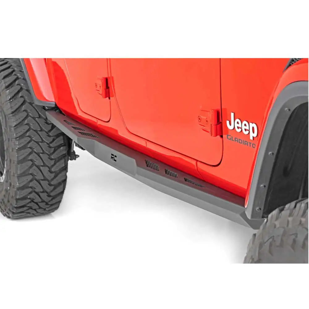 Jeep Gladiator Jt 20- Stigtrinn med Rock Sliders fra Rough Country