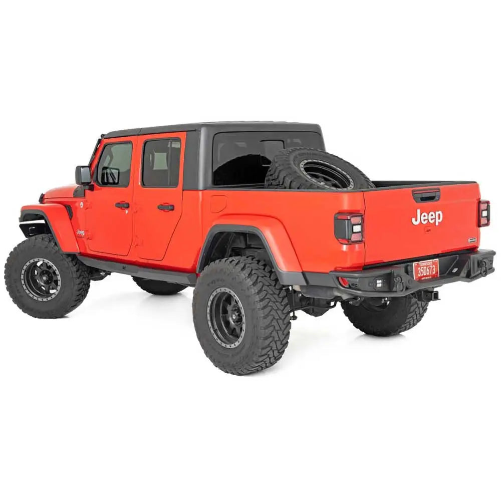 Jeep Gladiator Jt 20- Stigtrinn med Rock Sliders fra Rough Country