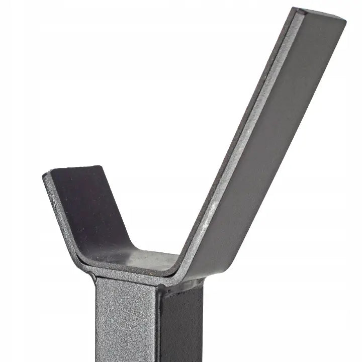 Justerbare vektstangstativ Endorfit EH, nærbilde av solid sort metallhake med v-formet bøyle og matt overflate.