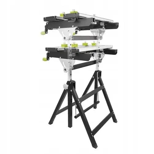 Justerbart metallbord fra Ryobi sett fra siden, viser grønne knotter og justeringsskruer i oppreist posisjon.