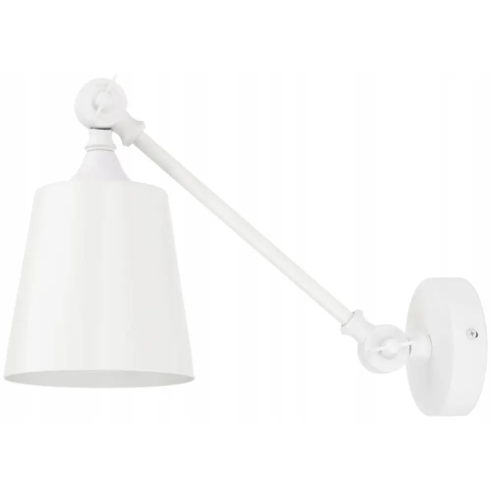 Justervbar rustikk vegglampe med hvit konisk skjerm, sett fra siden, i minimalistisk metallutførelse.