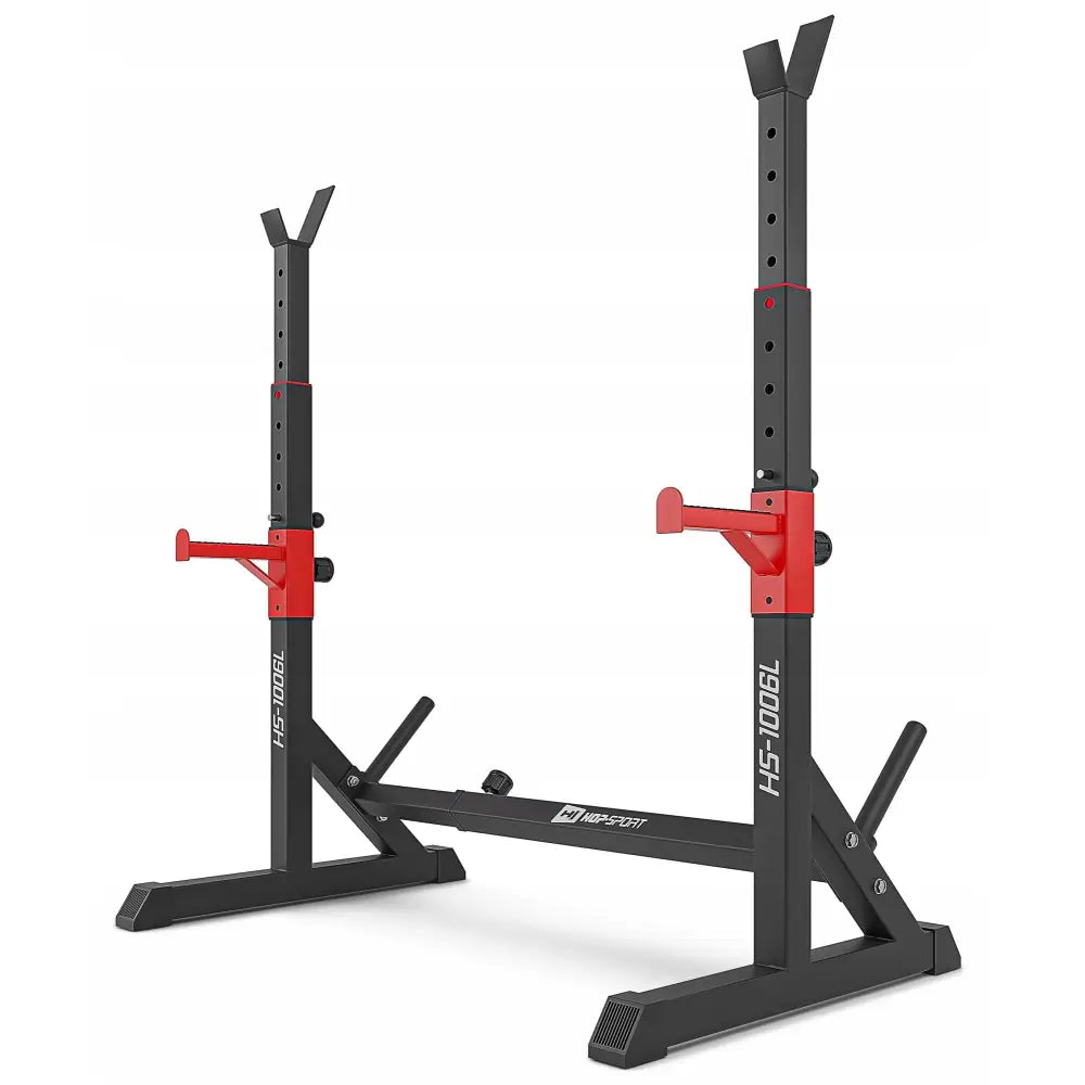 Justervesikt multinivå justerbare vektstangstativer i sort metall med røde detaljer, vist med sidearmer for vektskiver.