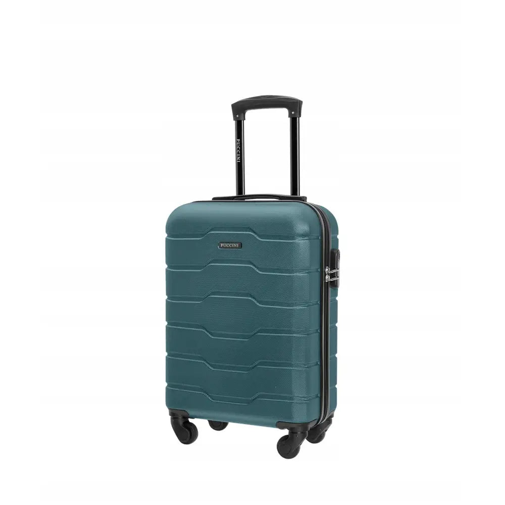 Kabinveske Puccini mørkegrønn, turkis hardcase med ribbemønster, fire sorte hjul og teleskophåndtak.