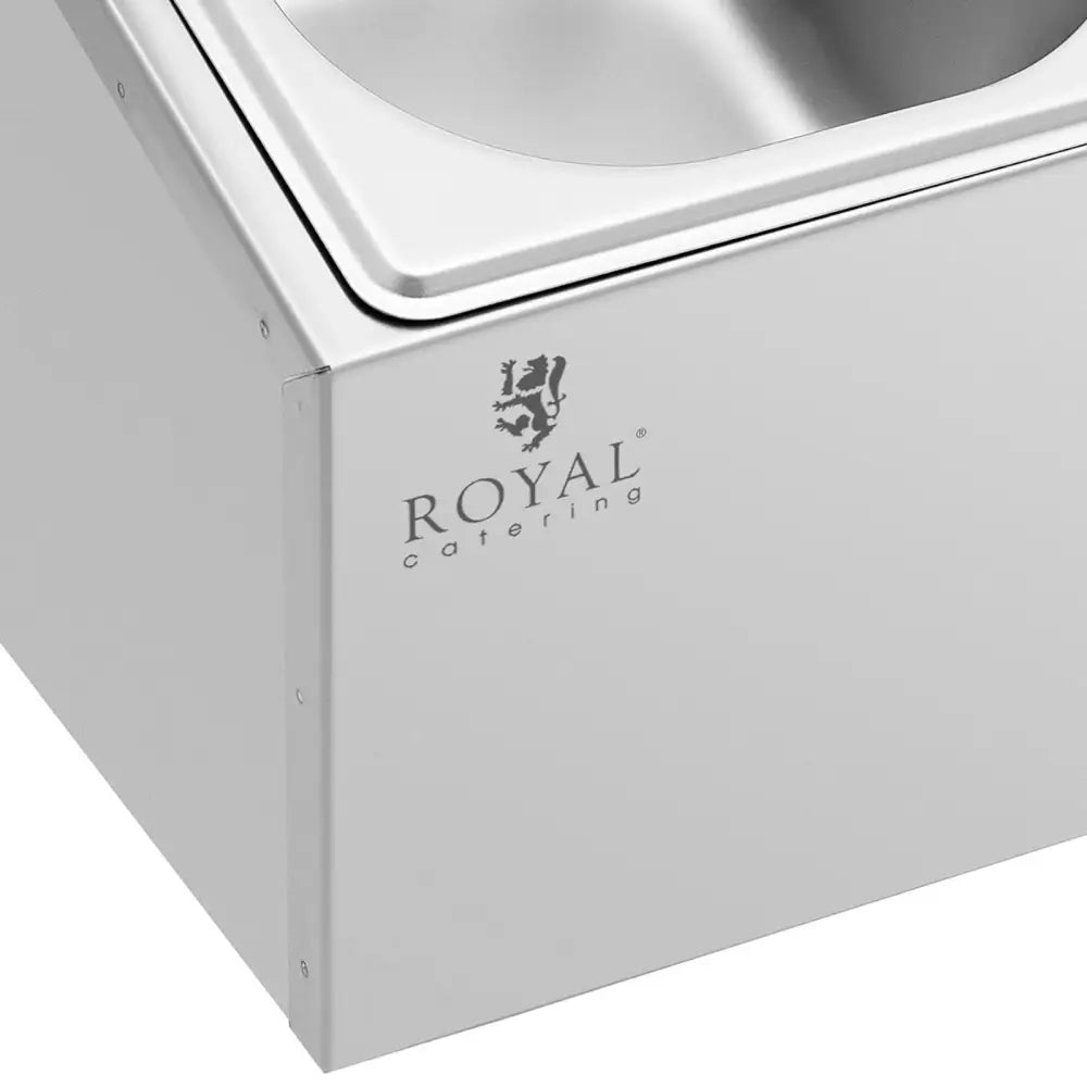 Katalogstativ for GN 1/6 beholdere, nærbilde av hjørne med vask og Royal Catering-logo i fokus.