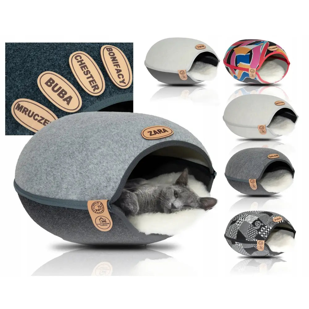 Kattehus Seng Hytte, grå halvkuleformet kattehule i filt med personlig navneskilt og katt som hviler inni.