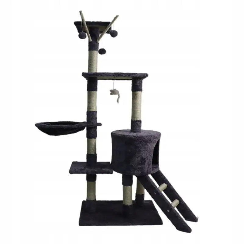 Kattetårn med 5 nivåer i mørkegrå, med sisalstolper, hengekøye, rampe, hus og lekeballer mot hvit bakgrunn.
