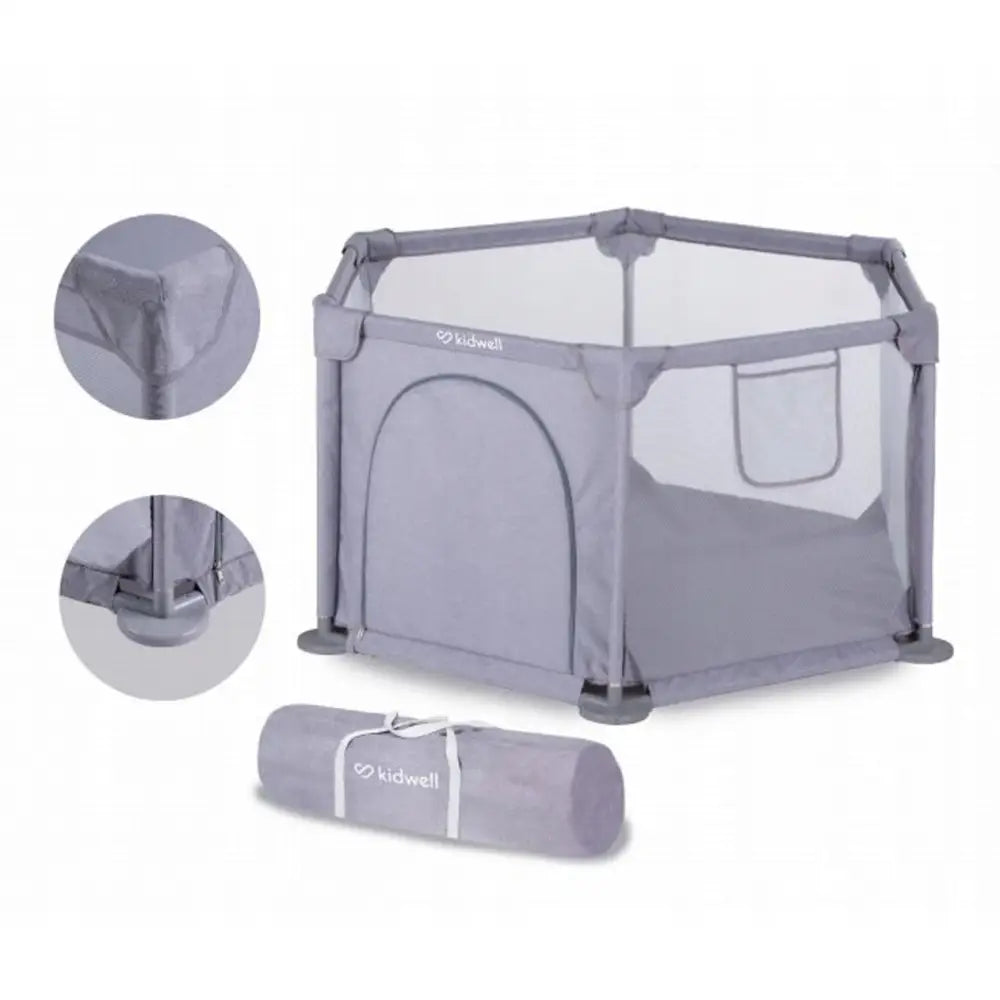 Kidwell Fanko lekegrind 120x120 cm, grå modell vist skrått med hjørnebeskyttelse, fot og bæresekk.