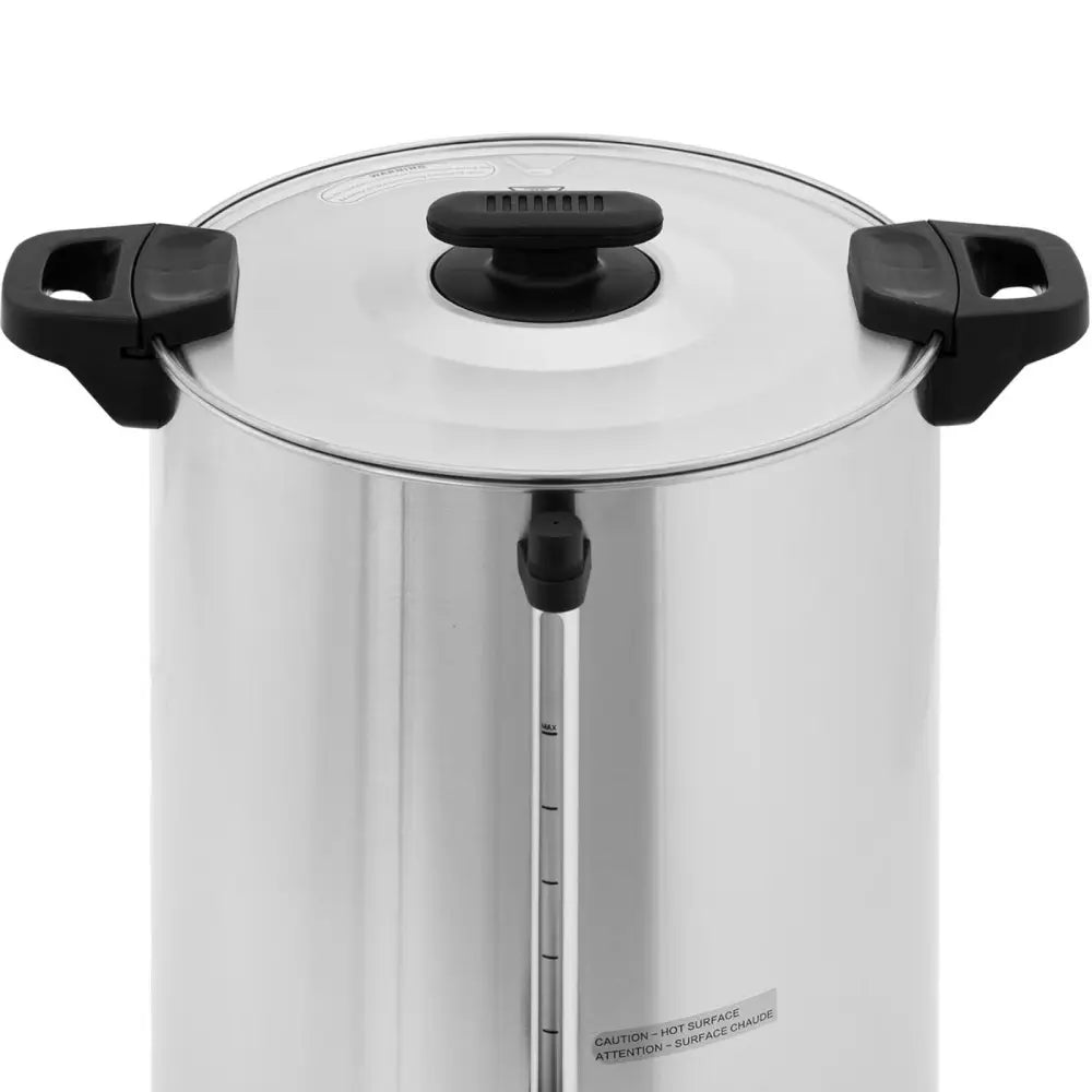 Kjele vannvarmer 16.5 L, skrå oversiktsvinkel som fremhever sort håndtak, lokk og synlig måleskala på utsiden.