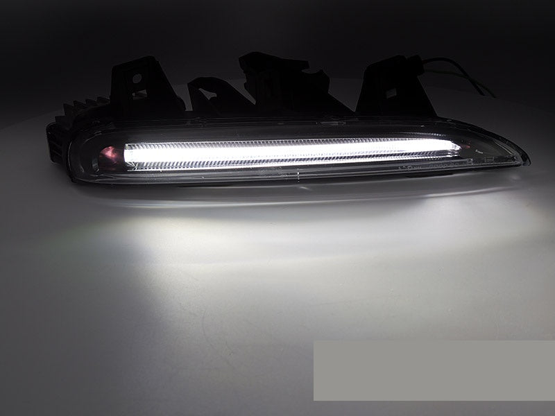 Kjørelys Porsche Cayman 981c 2012–2015 RS-design nærbilde av LED DRL-enhet