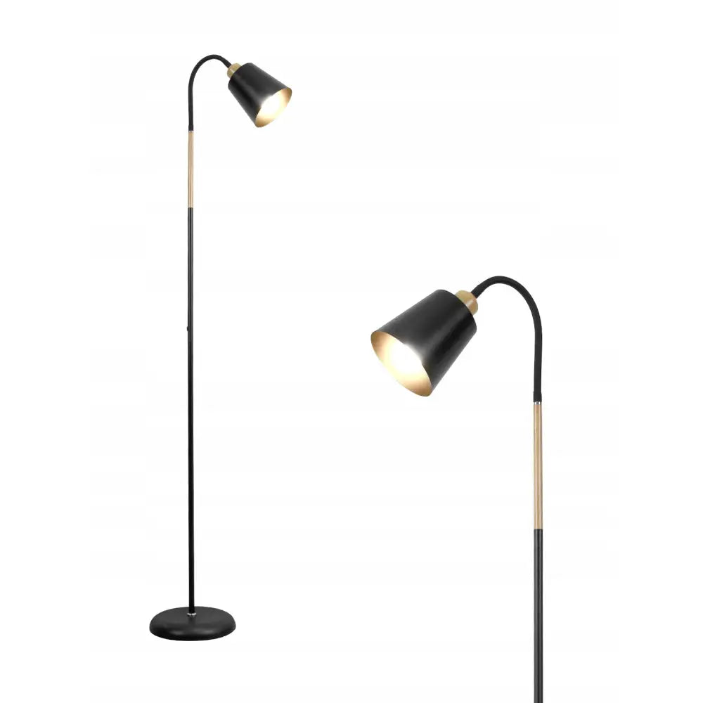 Klassisk gulvlampe i sort metall med konisk skjerm og messingdetaljer, helfigur og nærbilde mot hvit bakgrunn.