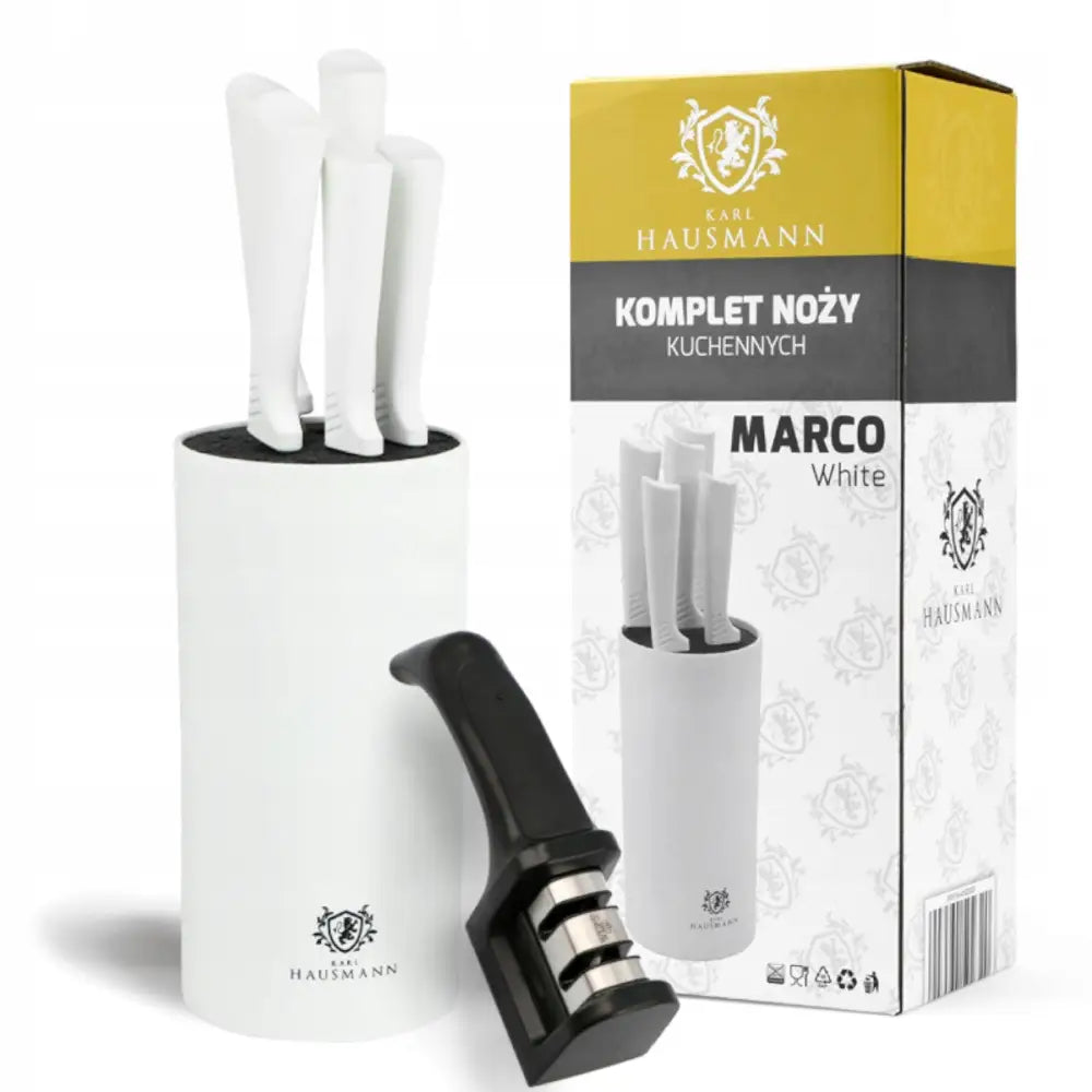 Knivsett i blokk med fem hvite kjøkkenkniver og svart knivsliper, sylinderformet holder, eske bak.