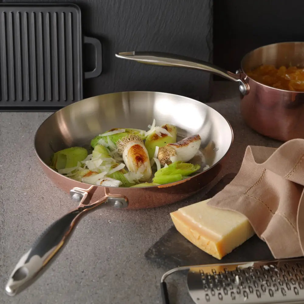 Kobber Induksjon Stekepanne 240 x 50 Mm - Hendi 607060