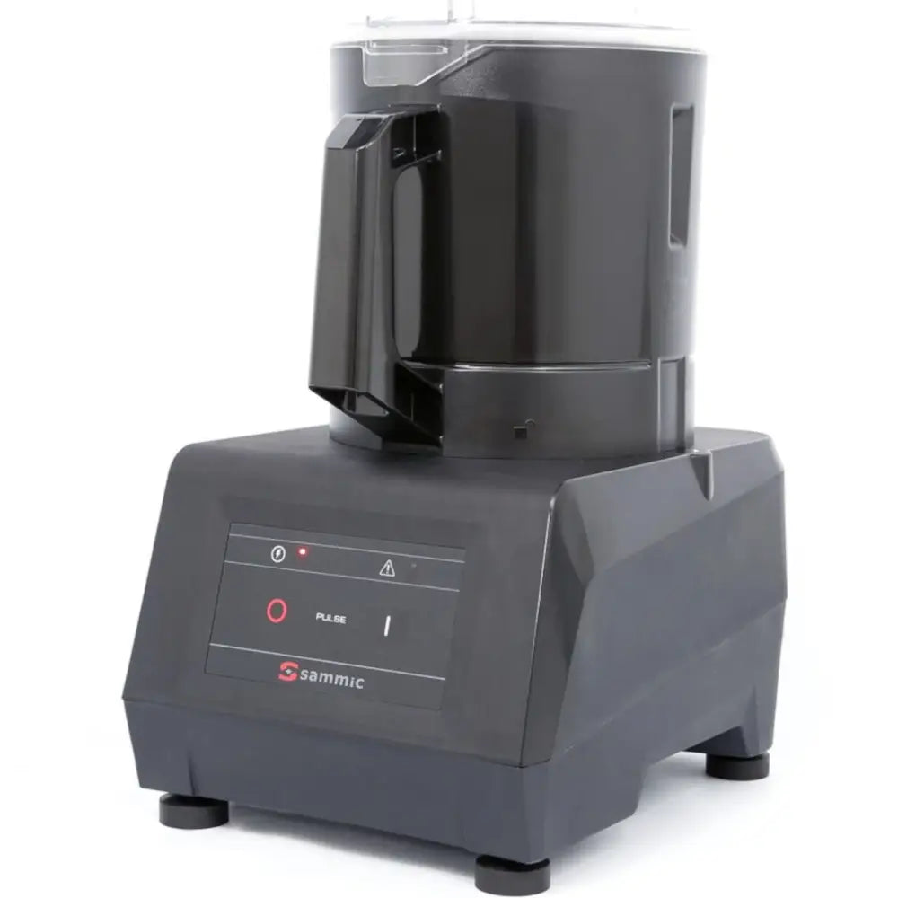 Kokkekutter med 4,4 liters plastbeholder, skrå frontvisning av kontrollpanel med knapper og indikatorlamper.