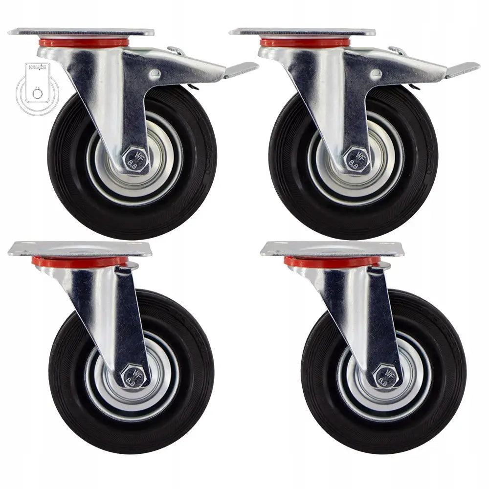 Komplett sett med fire sorte gummihjul med sølv beslag, monteringsplater og røde detaljer ved festene.