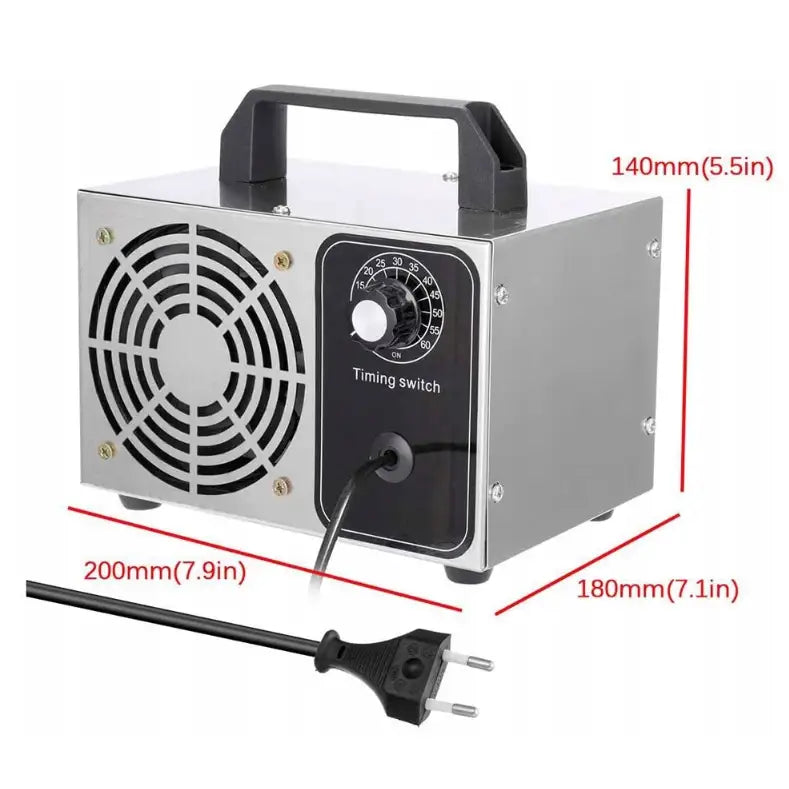 Kraftig ozongenerator for bil, sølvfarget med sort bærehåndtak, tydelig tidsbryter og målopplysninger ved siden av.