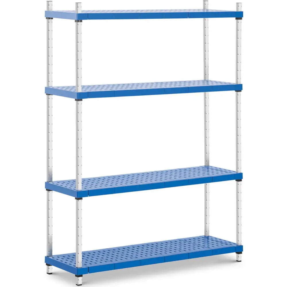 Lagerhylle med fire blå, perforerte hyller og hvite metallben, sett skrått forfra mot lys bakgrunn.