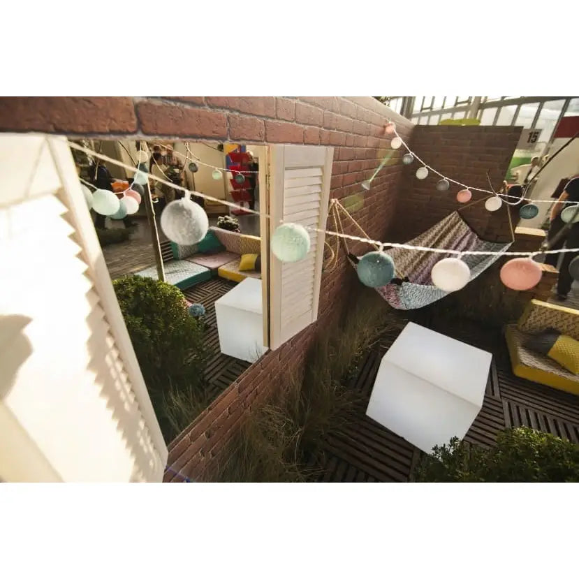 Lampe Kubik Light Kaldt Lys (svart Kabel)