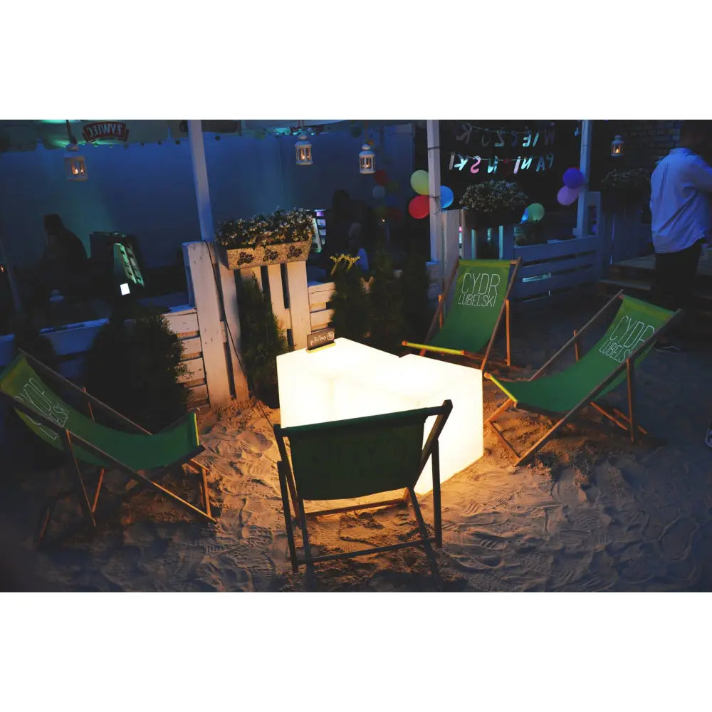 Lampe Kubik Light Rgb-pære (hvit Innendørskabel med Bryter)