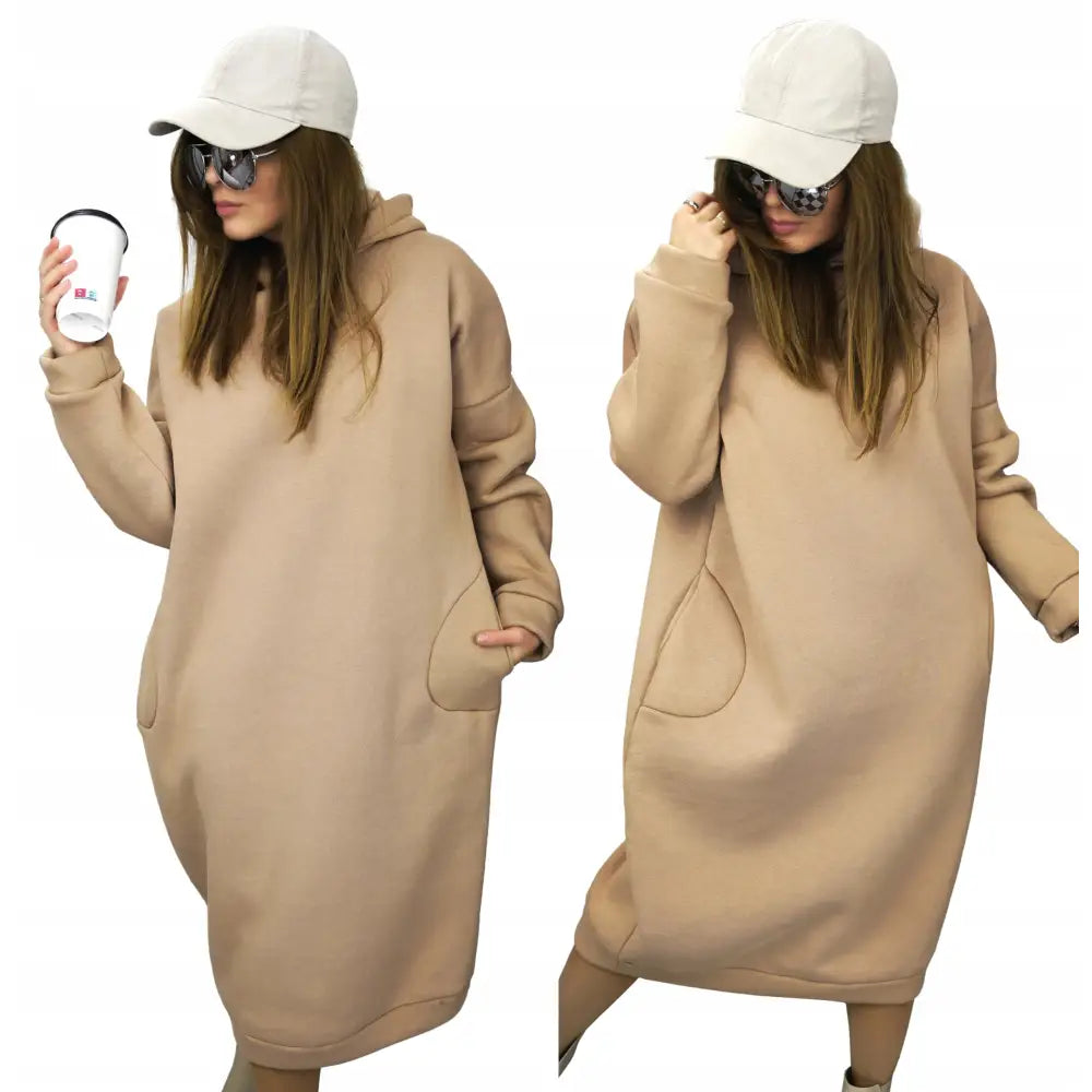 Lang Hettegenser Kjole i Sweatshirt-stoff Domenica Bred Oversize Camel