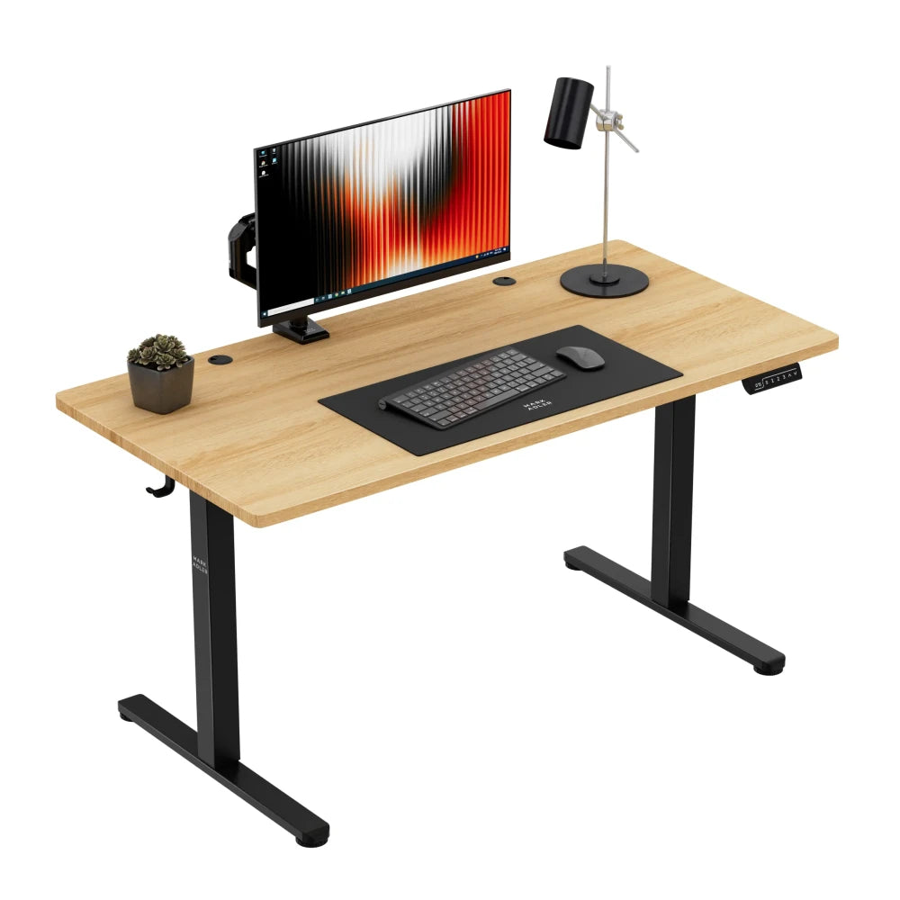 Mark Adler Leader 7.3 elektrisk hev-senk skrivebord eik 140 cm – frontvisning