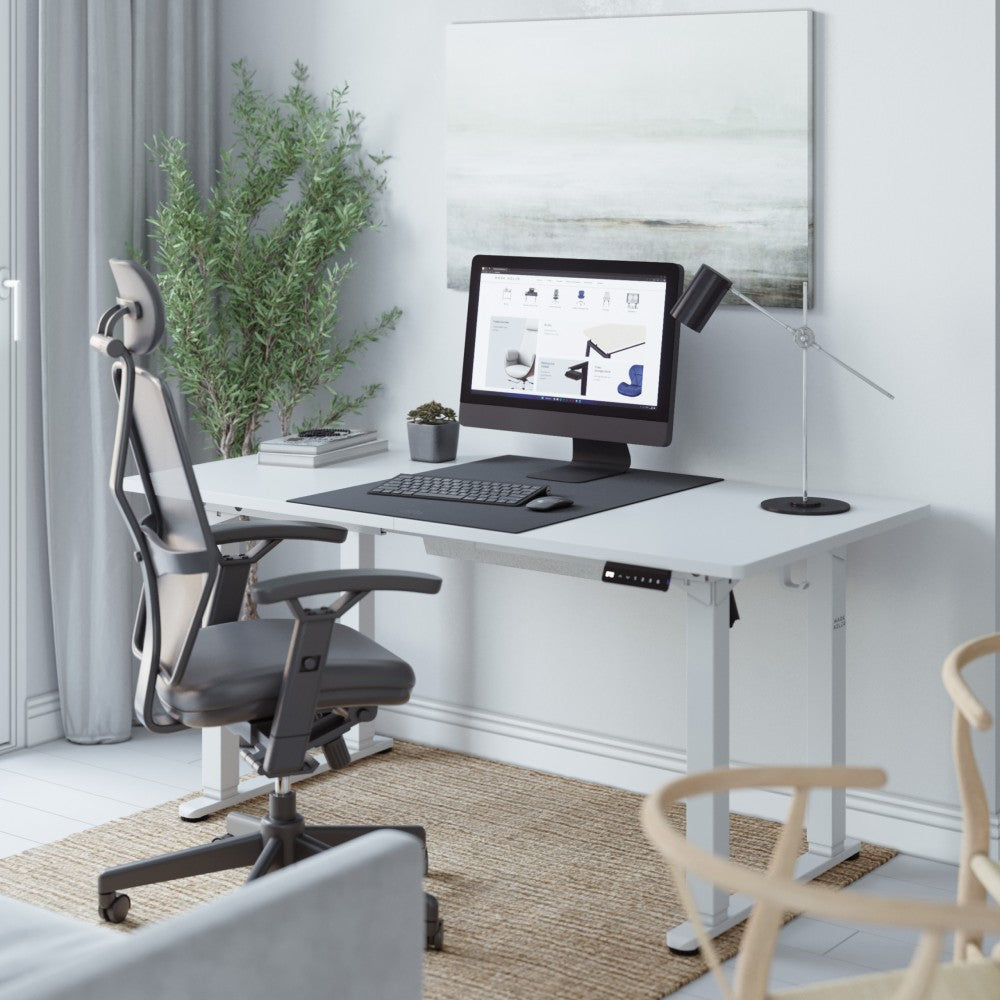 Leader 9.3 hvit skrivebord 160 cm – sidevisning elektrisk søyle