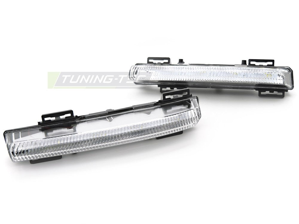 LED dagkjørelys til Mercedes SLK R172 2011–2020 sett forfra montert