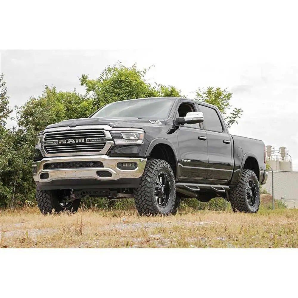 Led Grilllys 6’’ for Ram 1500 Dt 19- fra Rough Country Black Series