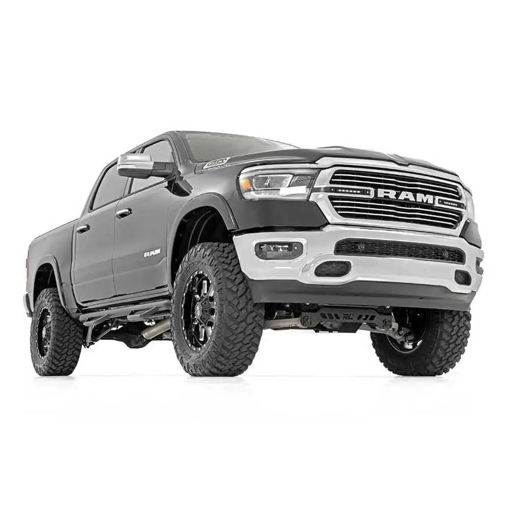 Led Grilllys 6’’ for Ram 1500 Dt 19- fra Rough Country Black Series