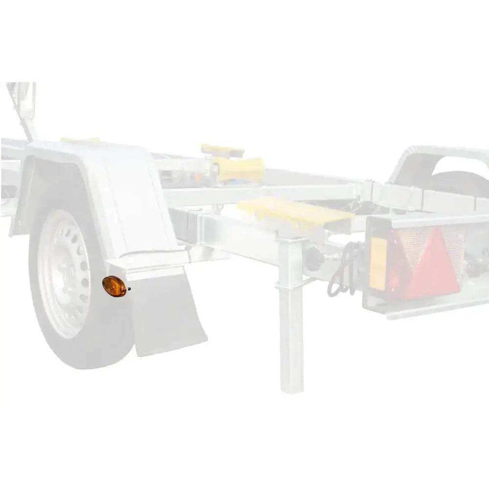 LED sidemarkeringslampe Flatpoint II, oransje oval design montert på tilhenger, sidevisning med fokus på lampen.