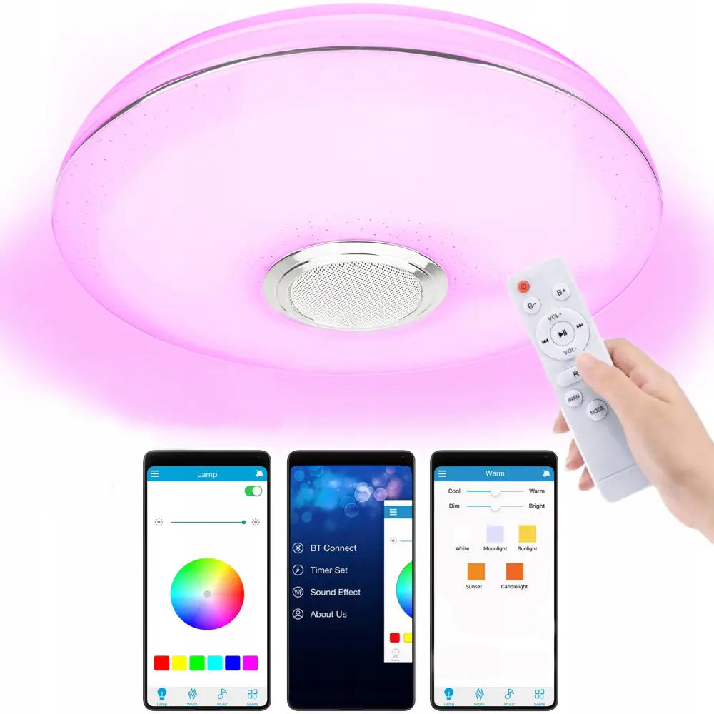LED-taklampe RGB med Bluetooth-høyttaler, rosa lys, fjernkontroll og mobilstyring synlig på bildet.