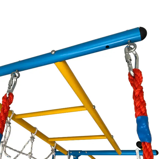 Klatrestativ Master Ribs, detaljert visning av blå og gule metallrør med røde tau og robuste fester sett nedenfra.