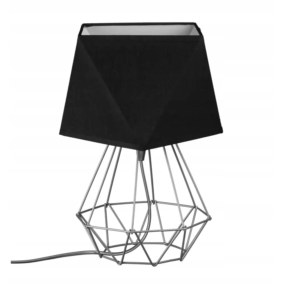 Loft nattlampe S med sort diamantformet metallskjerm og sølvfarget bunn, ledning synlig fra siden.