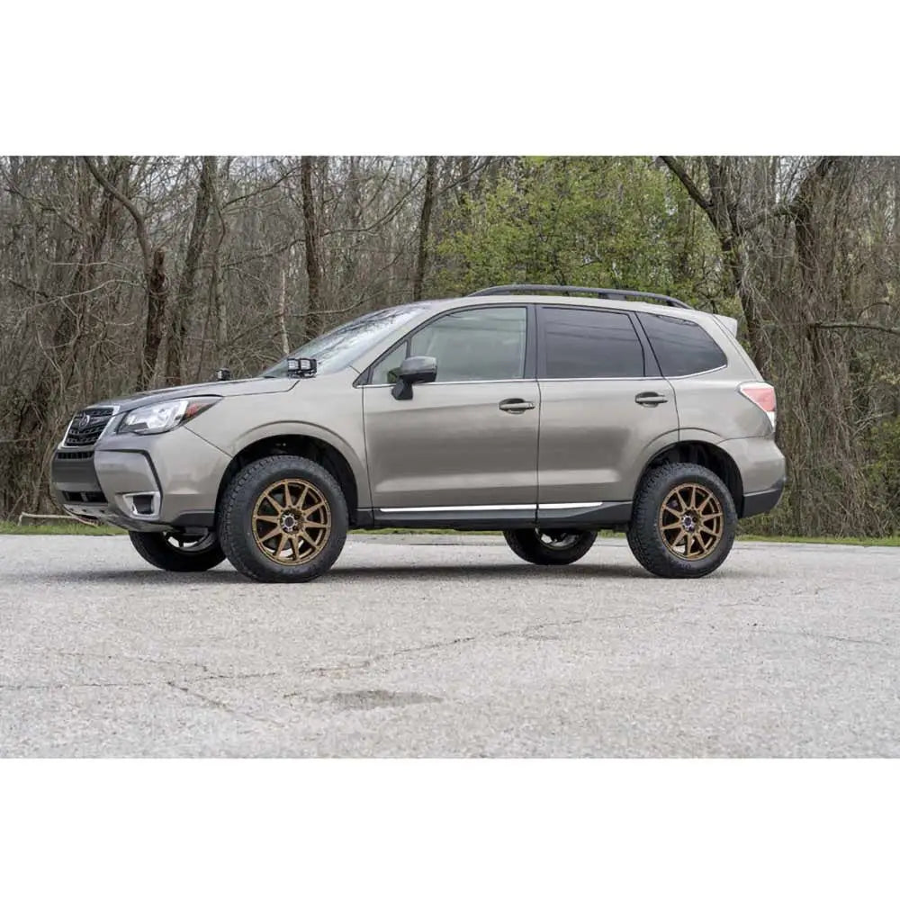 Løftekit Rough Country 2’’ - Subaru Forester 14-18