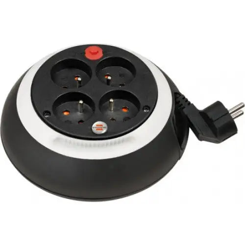 Kabeltrommel Comfort-Line USB, svart og sølv, fire stikkontakter og rød knapp, sett skrått ovenfra.