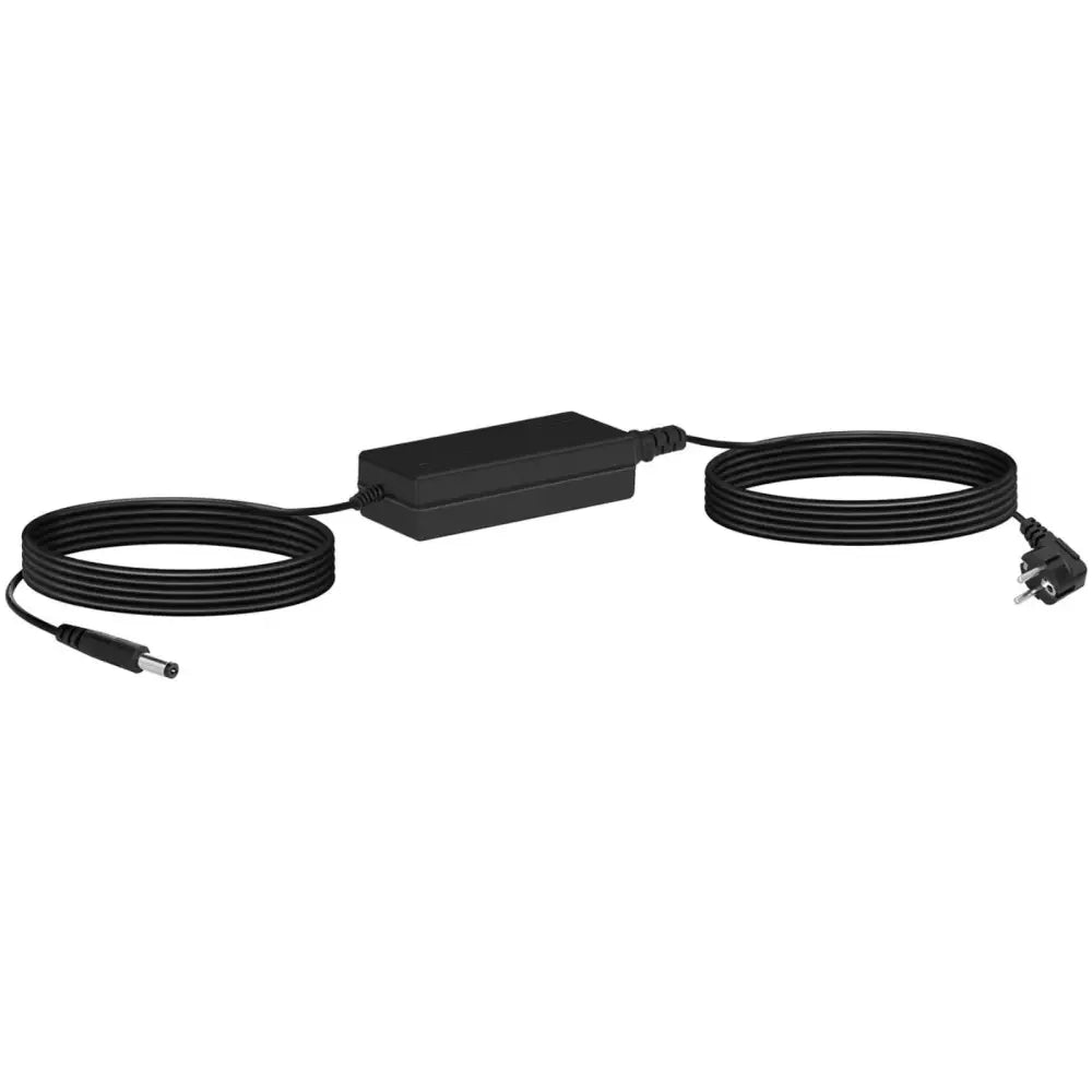 Svart strømadapter for lysende reklametavle, sidevisning med europeisk støpsel og DC-kontakt på hvit bakgrunn.