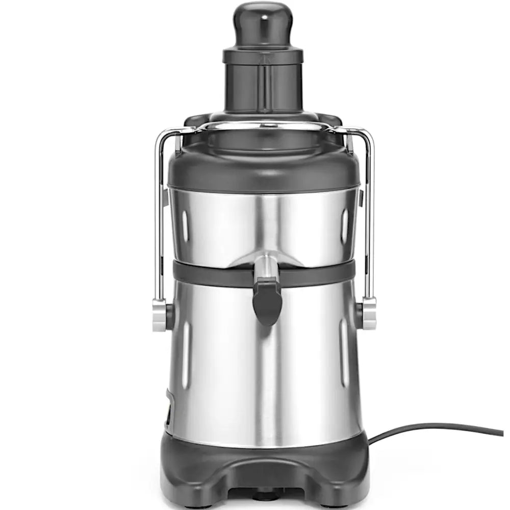 Matprosessor og juicepress, frontbilde med tut, låsemekanismer og strømledning synlig på høyre side.