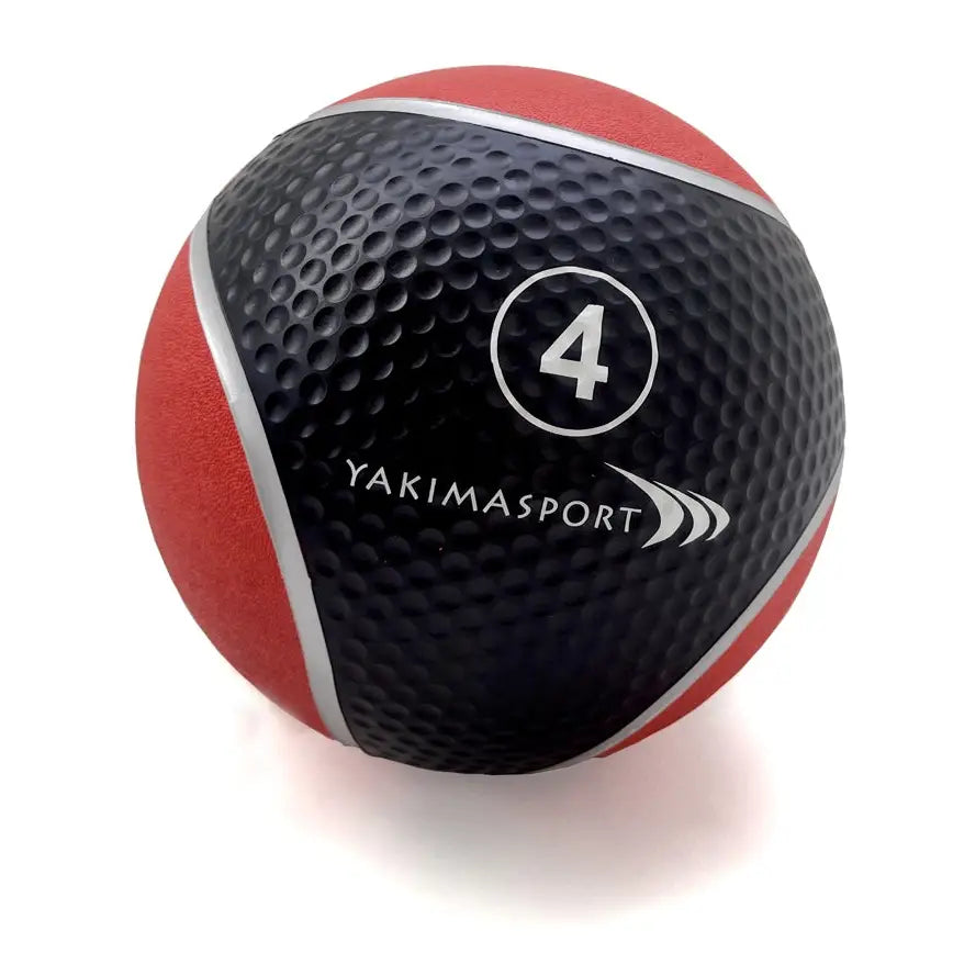 Medisinball 4 kg med strukturert sort og rød overflate, sølvfarget nummer 4 og synlig merkevarelogo.