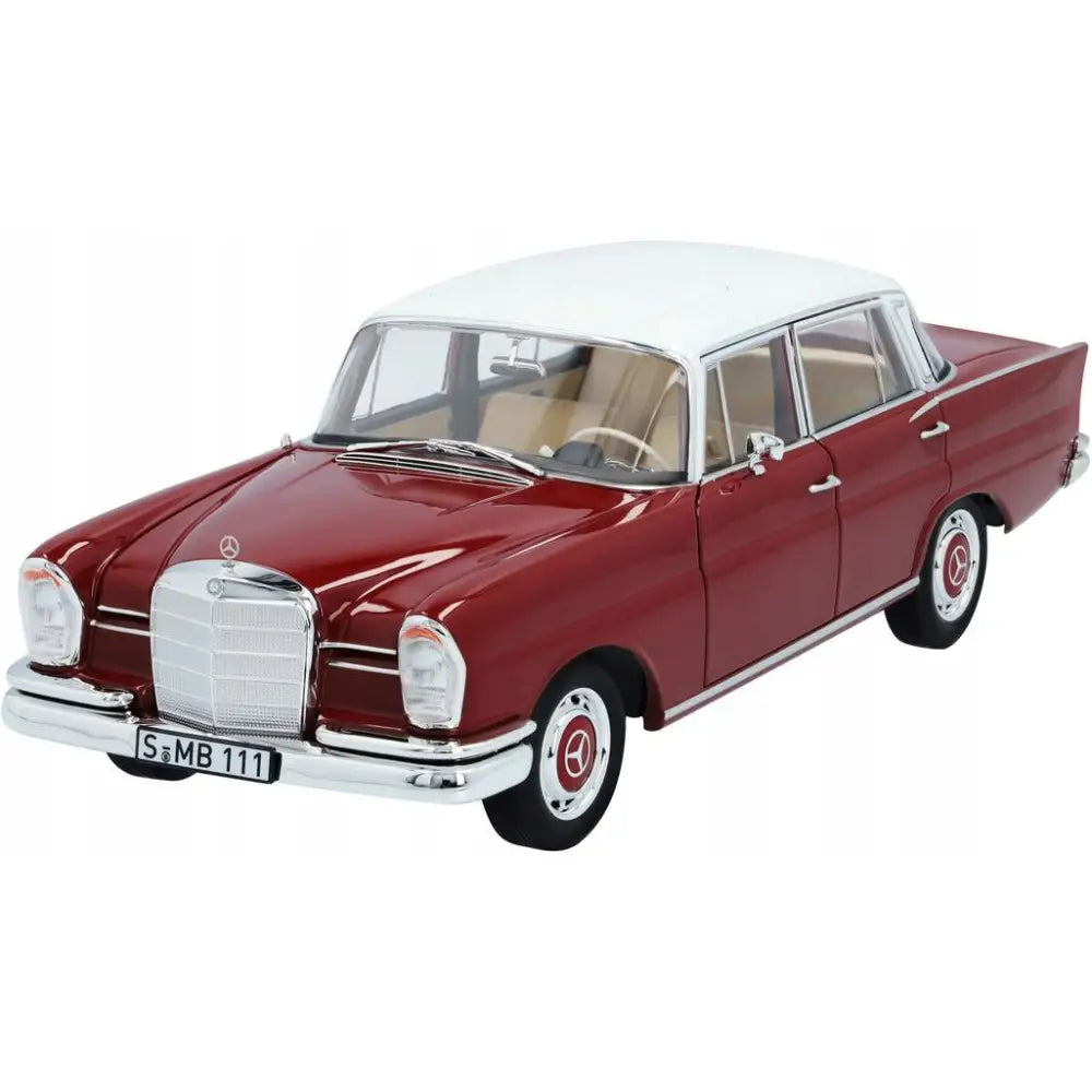 Mercedes 220 s W111 Bilmodell 1:18