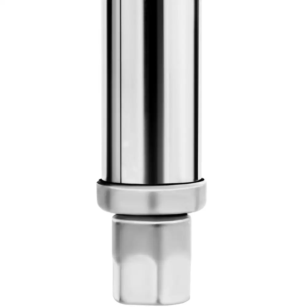 Metall gulvstativ, nærbilde av blank sylinderformet støtte med sekskantet ende og glatt, forkrommet overflate.