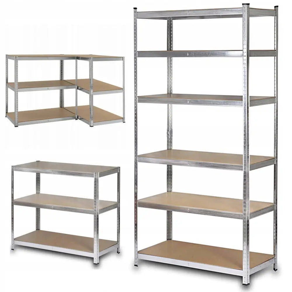 Metallisk lagerhylle med justerbare hyller i trefarget sponplate, åpen ramme og seks nivåer mot hvit bakgrunn.