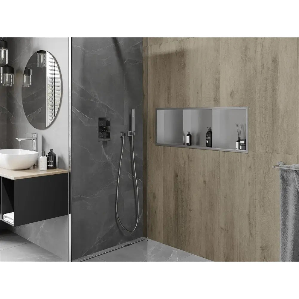 Mexen X-Wall-R med Kant nisjehylle 90x30 cm rustfritt stål med ekstra hylle — sett fra siden med synlig dybde 10 cm