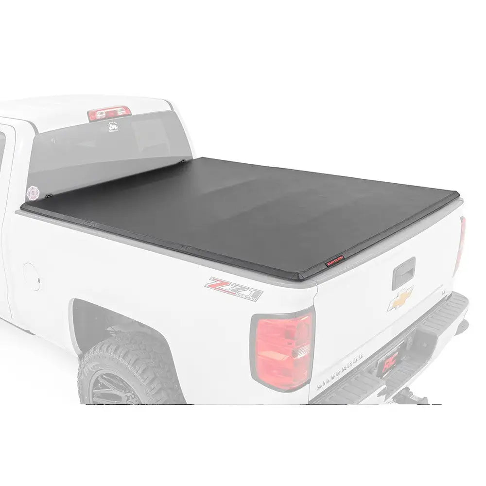 Miękka Trekk Pakiken Tri-fold Rough Country 6’7’’ - Chevrolet Silverado 1500 14-19