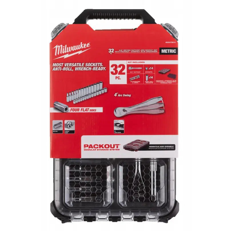 Milwaukee hylsenøkler 3/8", sett i plastetui med rødt og svart design og synlige metallverktøy bak klare lokk.